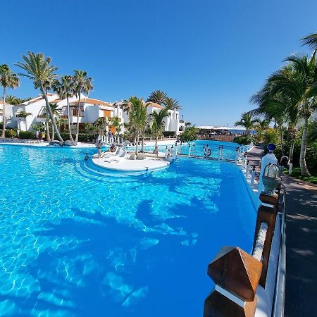 Studio Apartment No 1 Directly On The Beach And Sea, Terrace, Heated Pool, Wifi Playa de las Américas Buitenkant foto