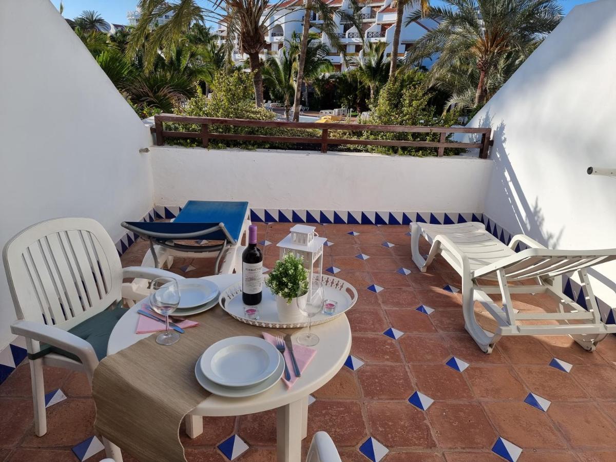 Studio Apartment No 1 Directly On The Beach And Sea, Terrace, Heated Pool, Wifi Playa de las Américas Buitenkant foto